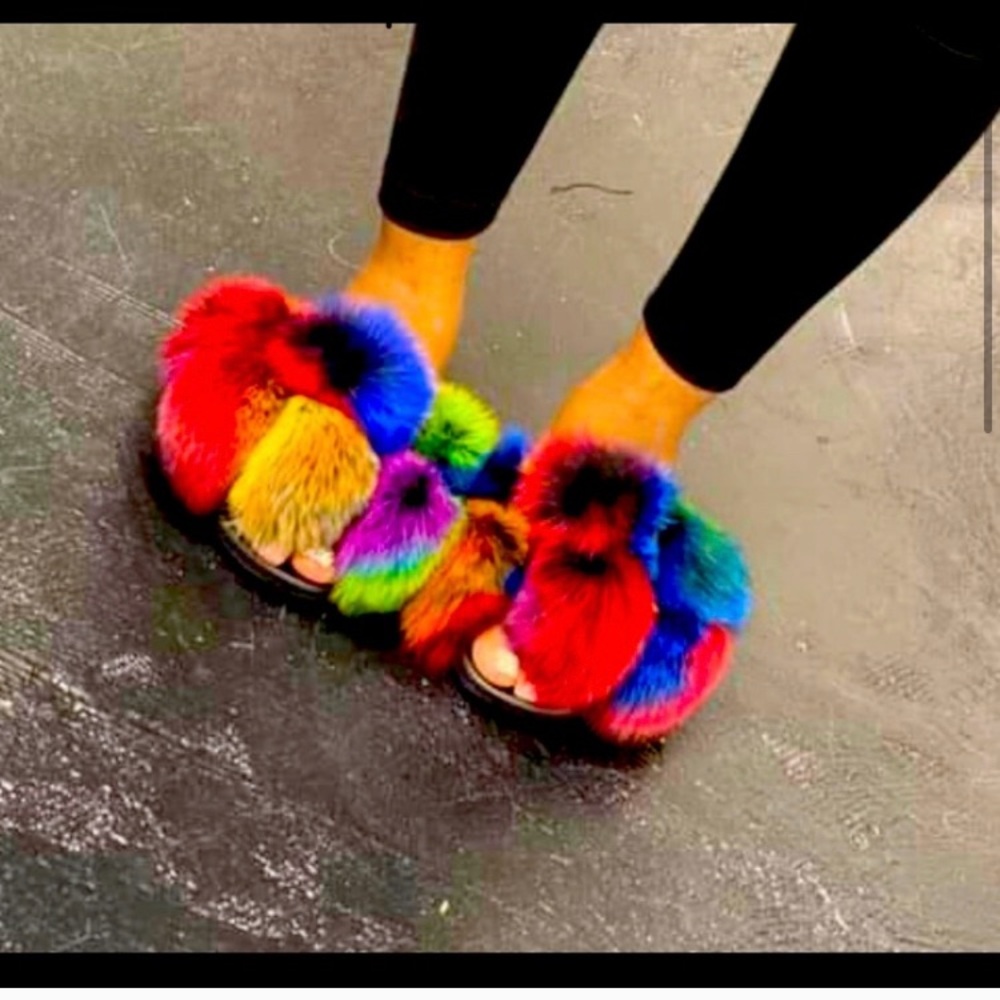 Multicolor Fur Slides